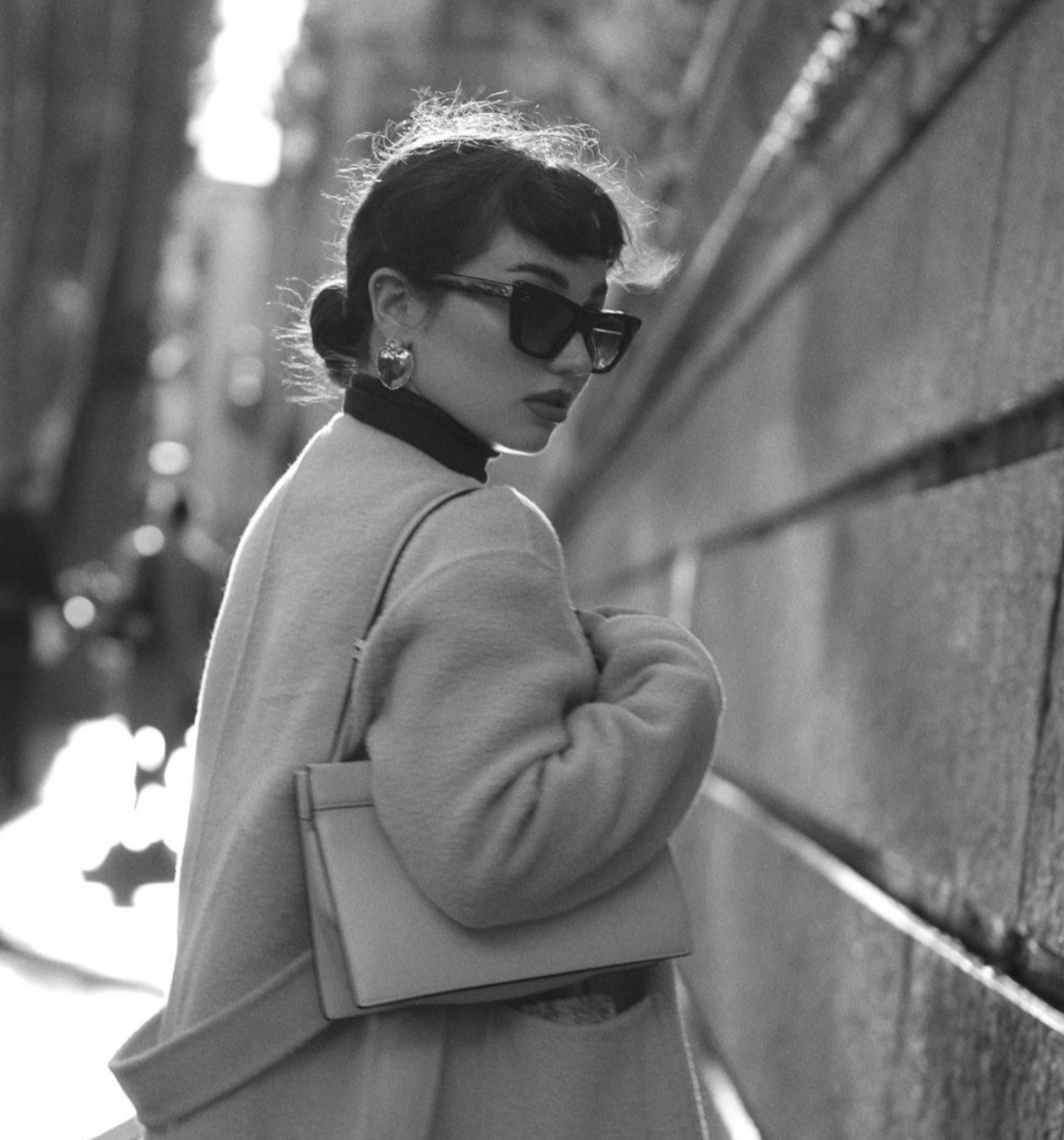 Elise Tsikis Paris Boucles d'oreilles Sieci