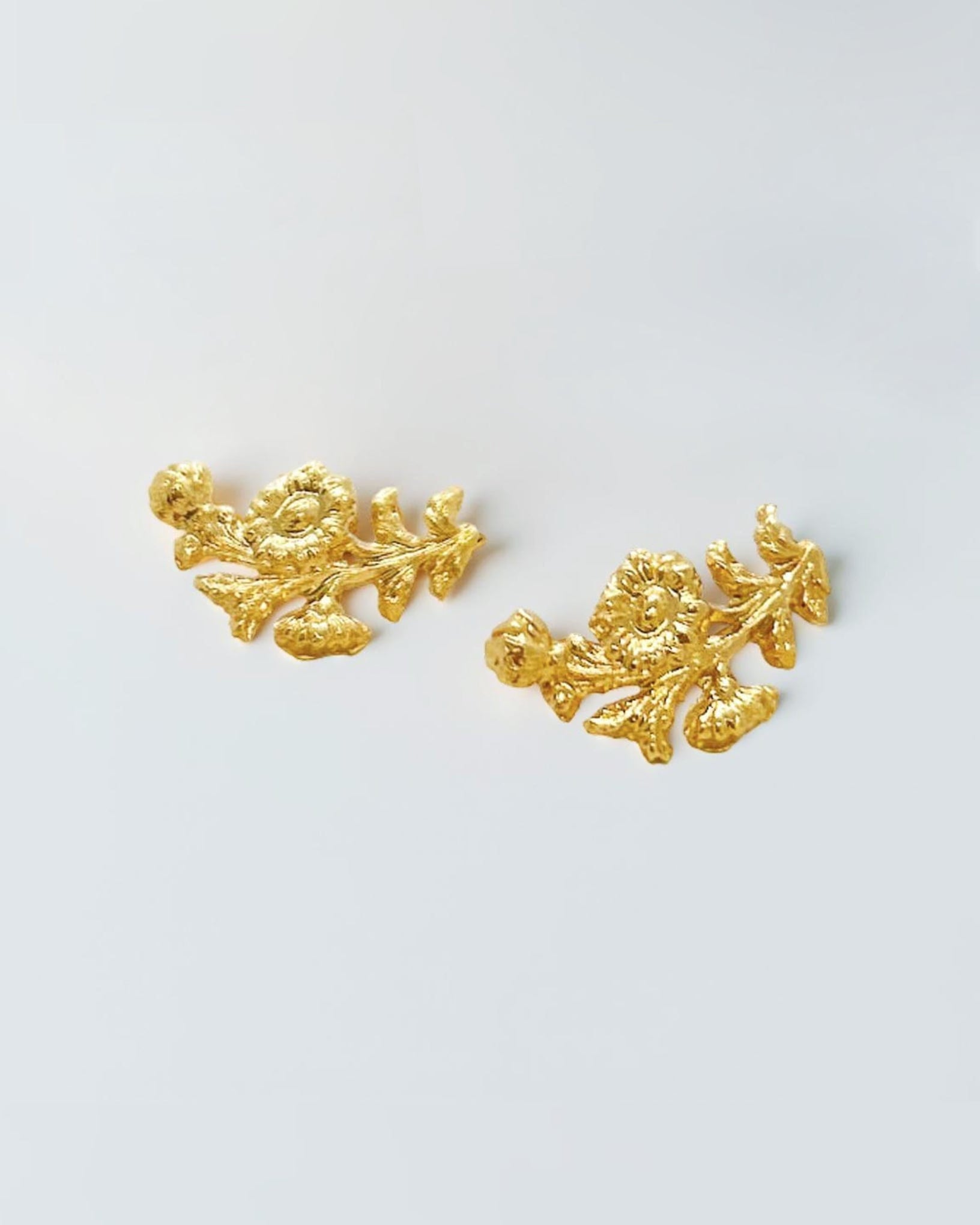 Elise Tsikis Paris Boucles d'oreilles Stolli