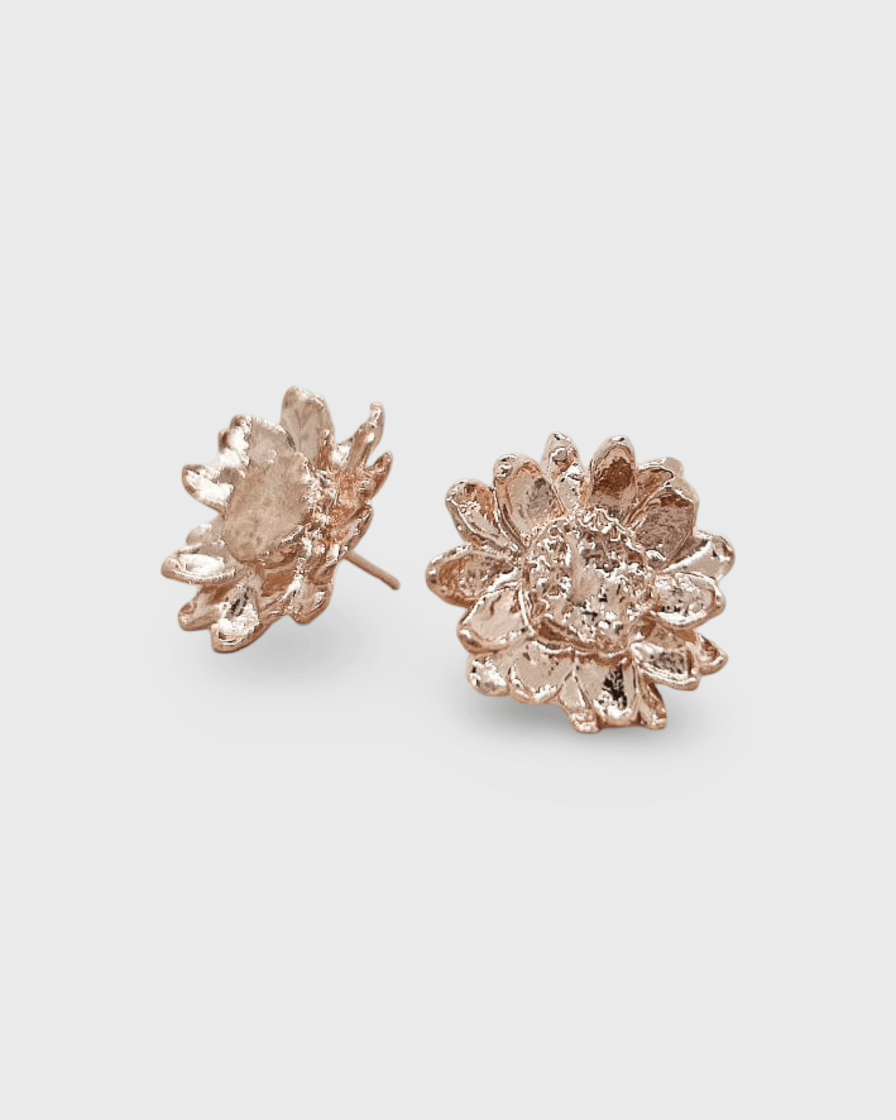Elise Tsikis Paris Boucles d'oreilles Velenne