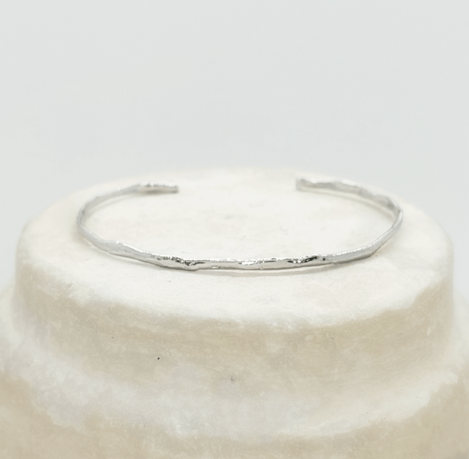 Elise Tsikis Paris Bracelet Jonc Klaros