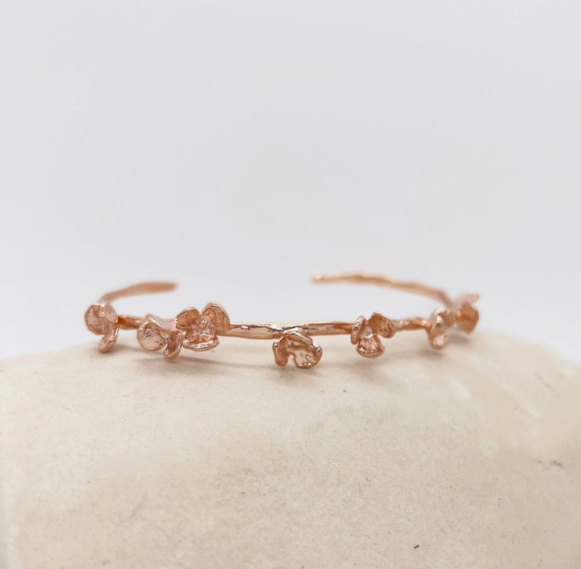 Elise Tsikis Paris Bracelet Teplice - archive