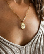 Elise Tsikis Paris Collier Alozia