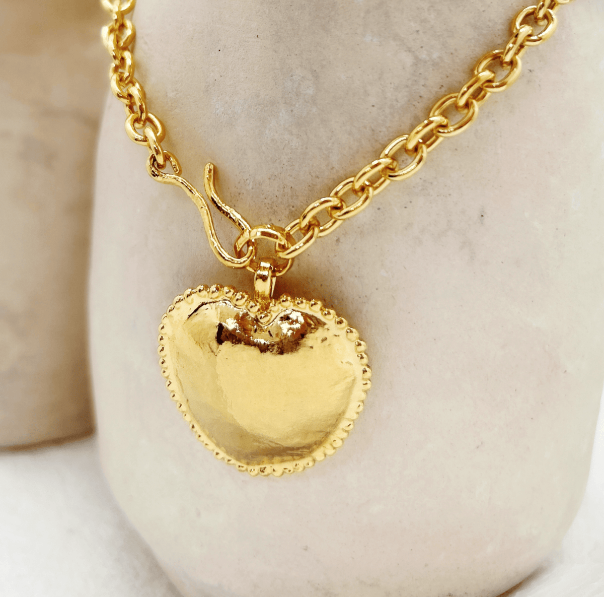 Elise Tsikis Paris Collier Ana