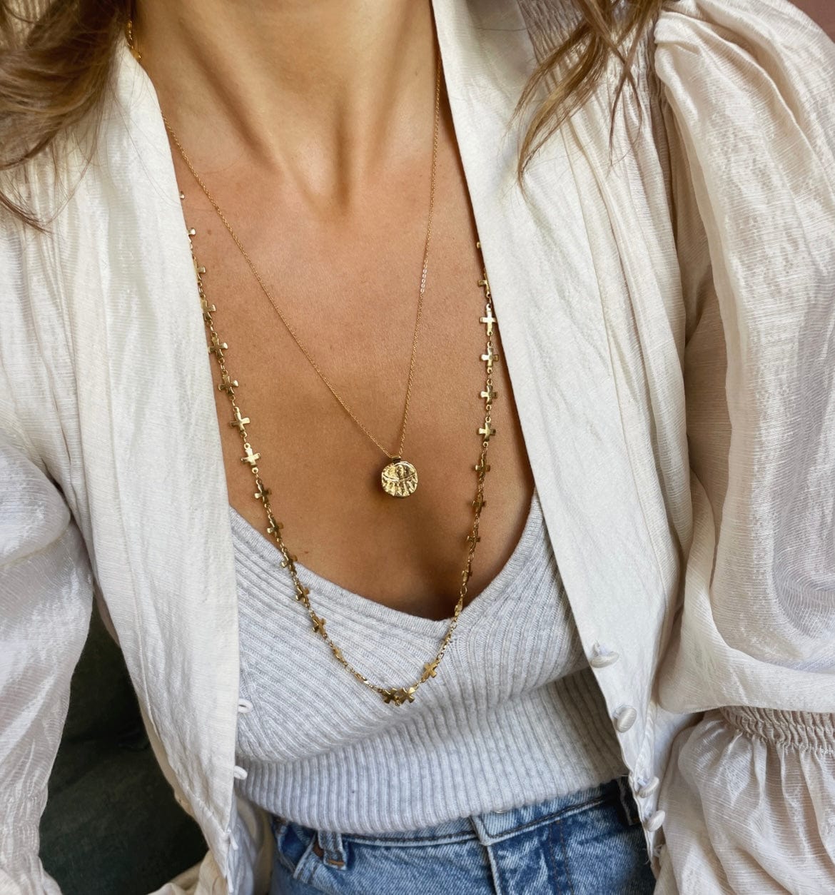 Elise Tsikis Paris Collier Drama - archive