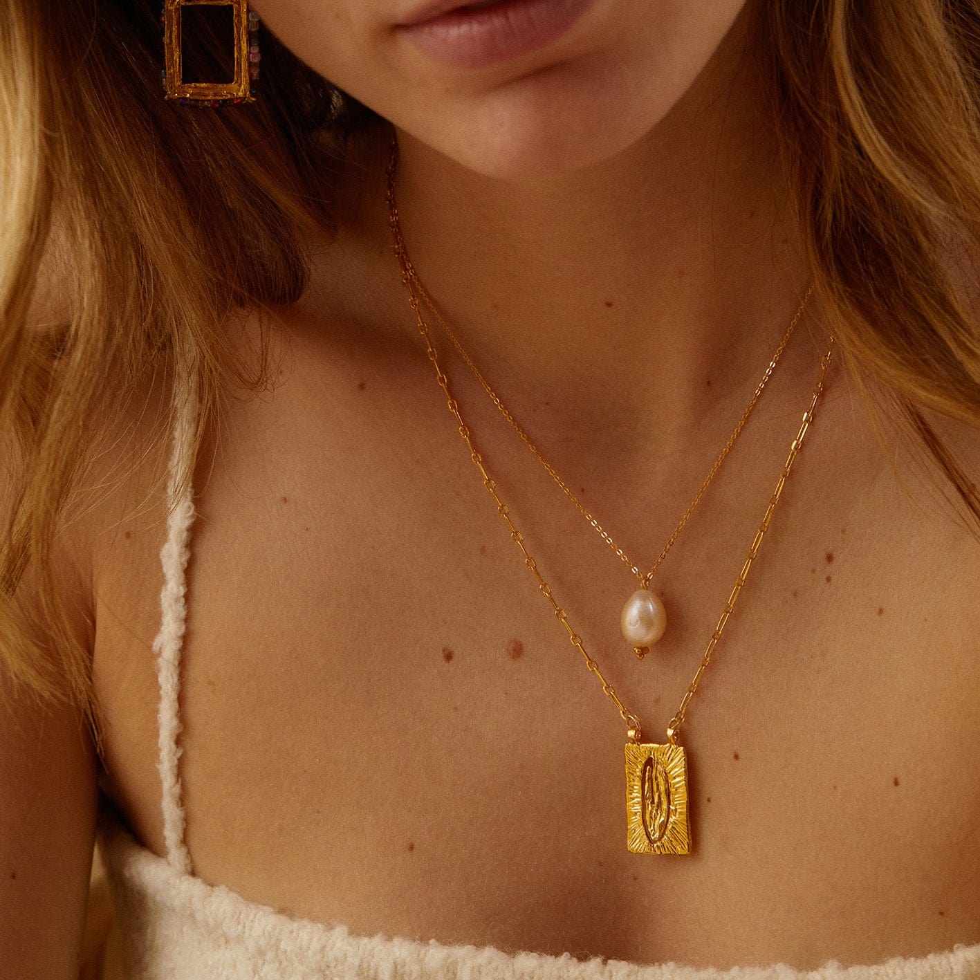 Elise Tsikis Paris Collier Elias