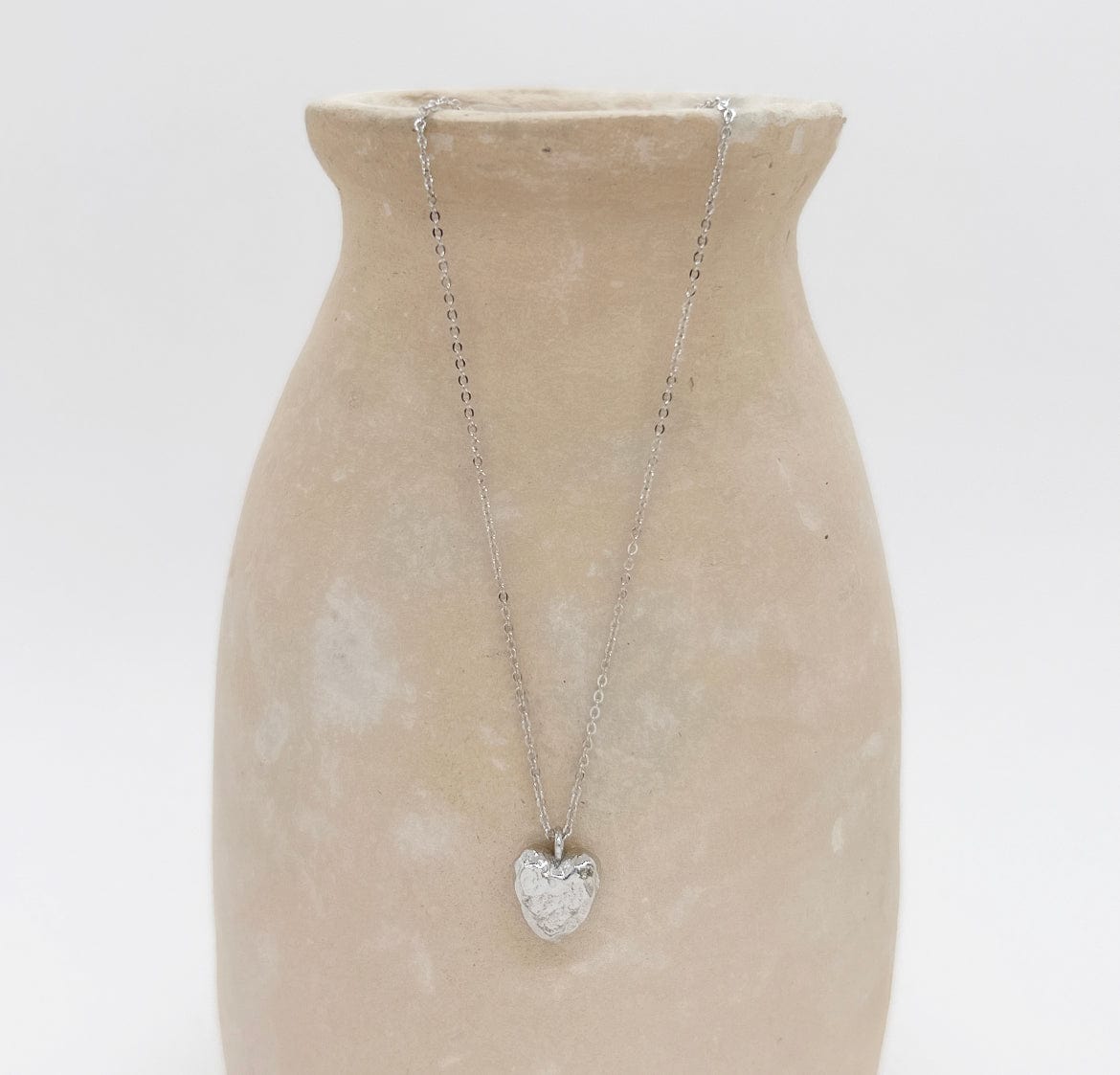 Elise Tsikis Paris Collier Hory