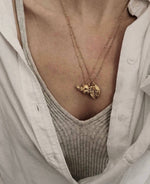 Elise Tsikis Paris Collier Kiato - archive