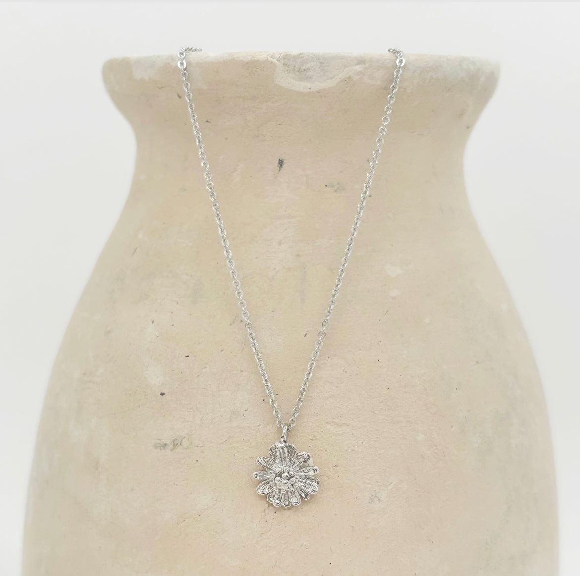 Elise Tsikis Paris Collier Marguerite