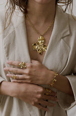 Elise Tsikis Paris Collier Molyvos