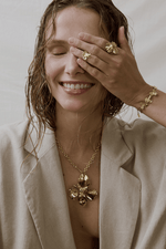 Elise Tsikis Paris Collier Molyvos