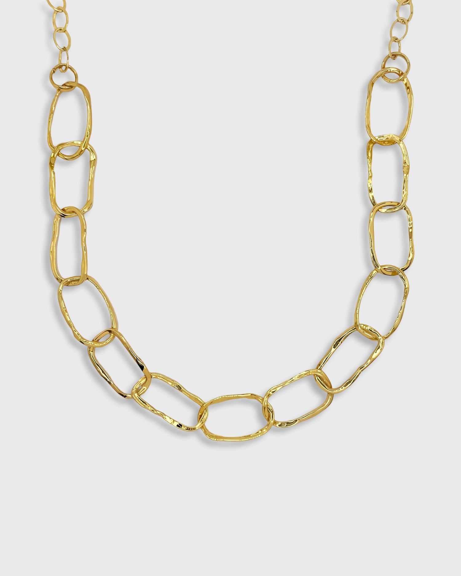 Elise Tsikis Paris Collier Pia