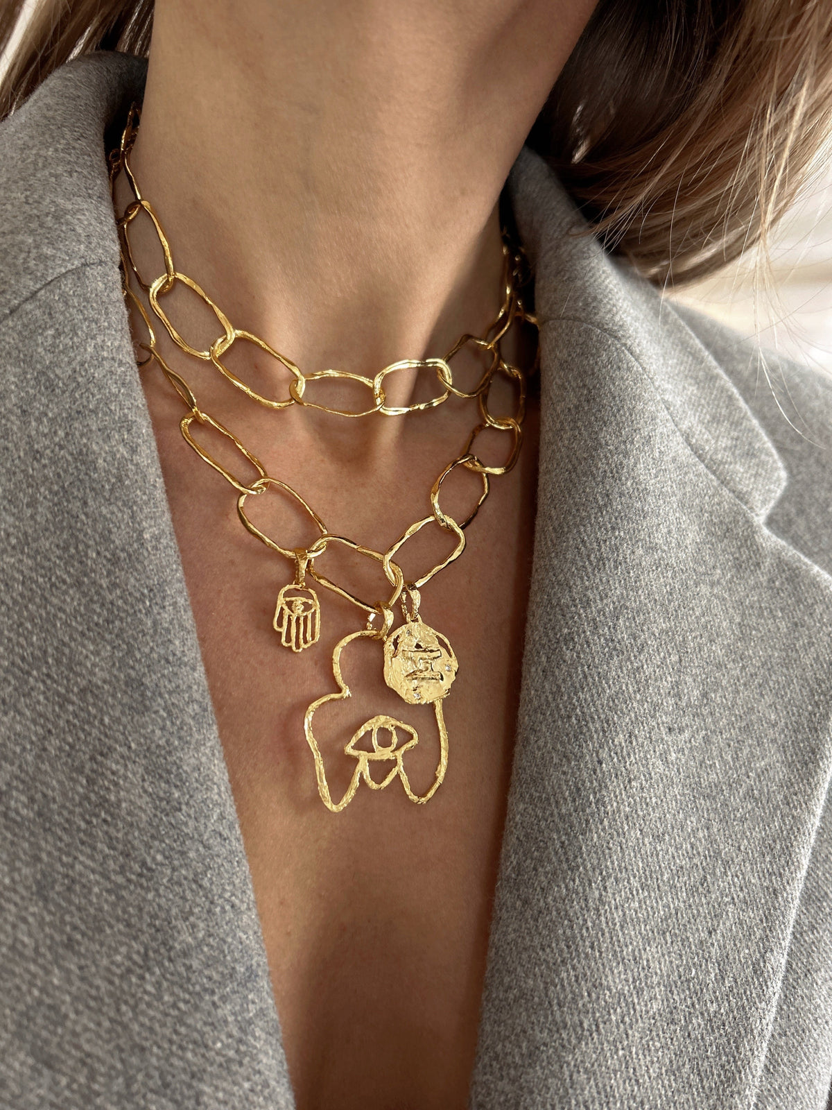 Elise Tsikis Paris Collier Pia