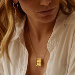 Elise Tsikis Paris Collier Prastia - archive