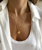 Elise Tsikis Paris Collier Travia