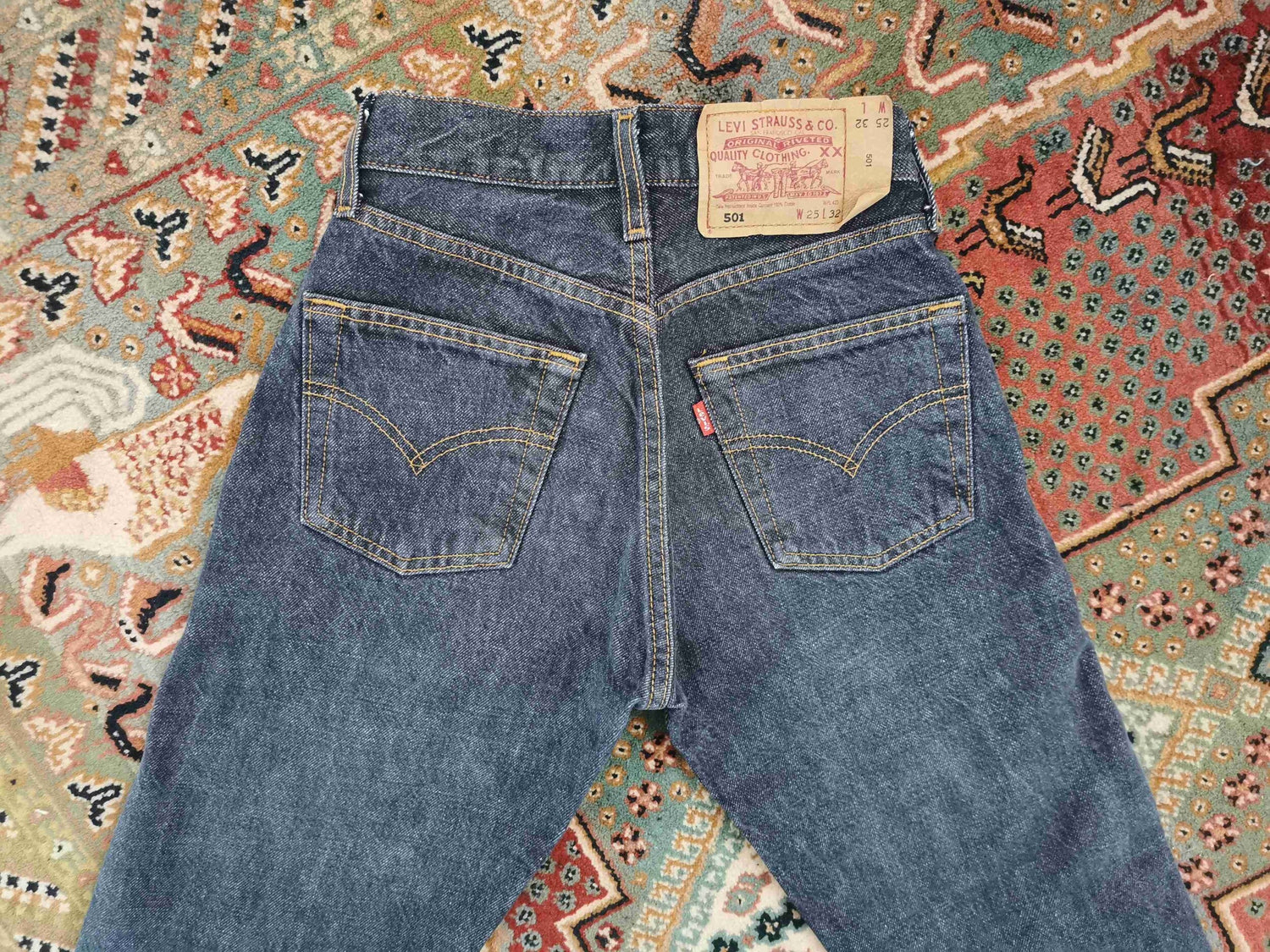 Jean Levi's 501 W25 L32