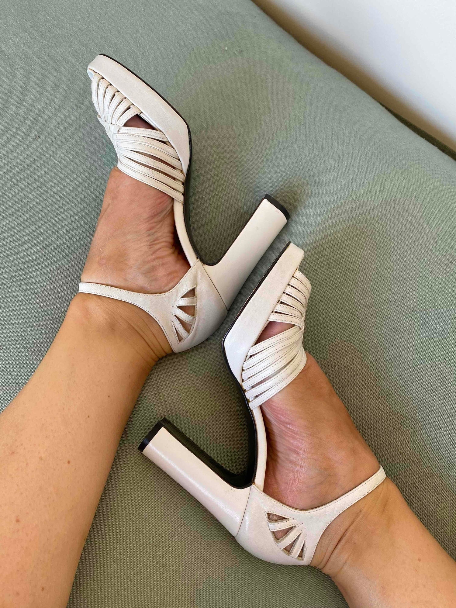 70's leather sandals