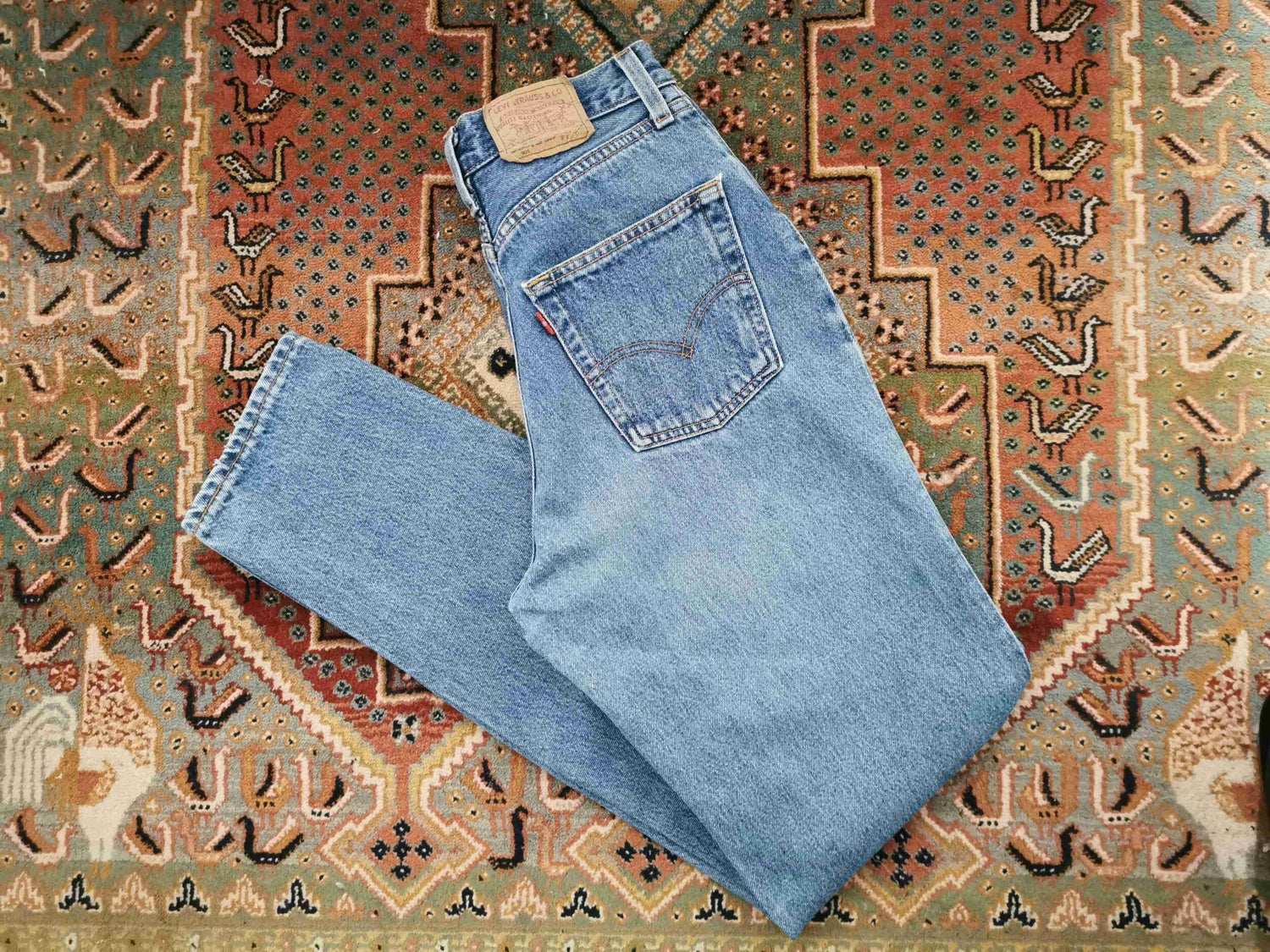 Jean Levi's 901 W29 L32