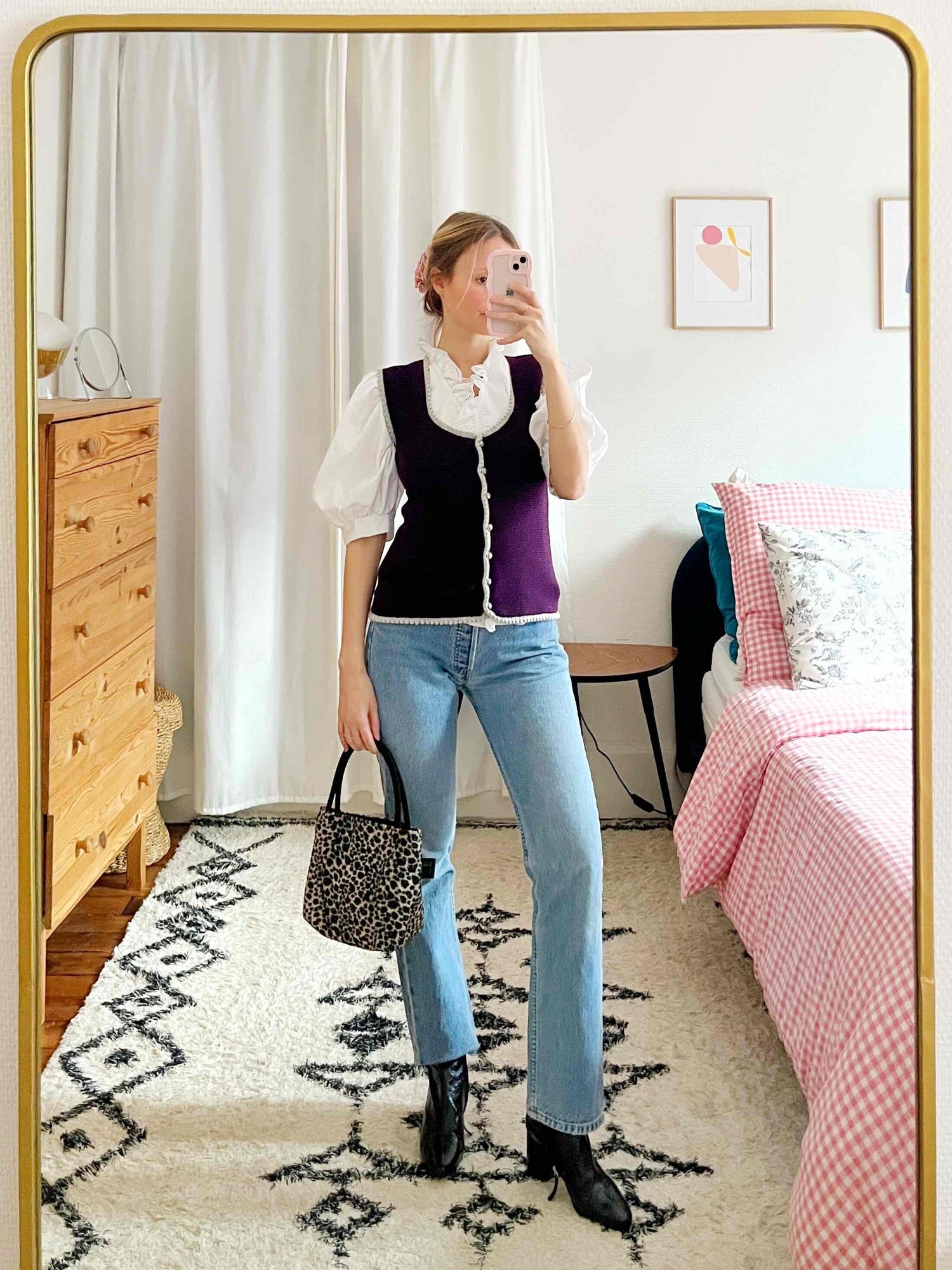 Wool sleeveless vest