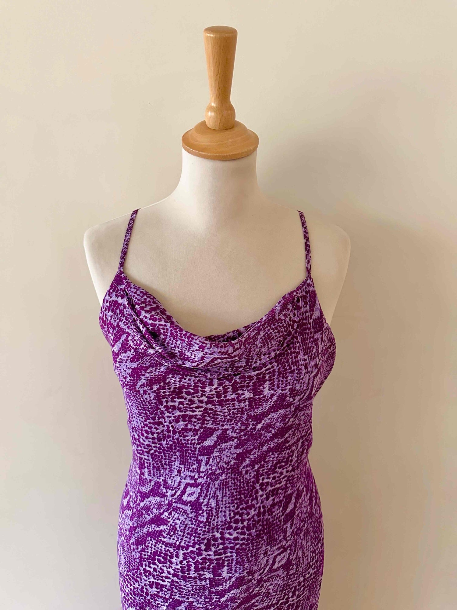 Robe nuisette reptile