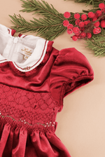 Héloïse, robe à smocks en velours rouge