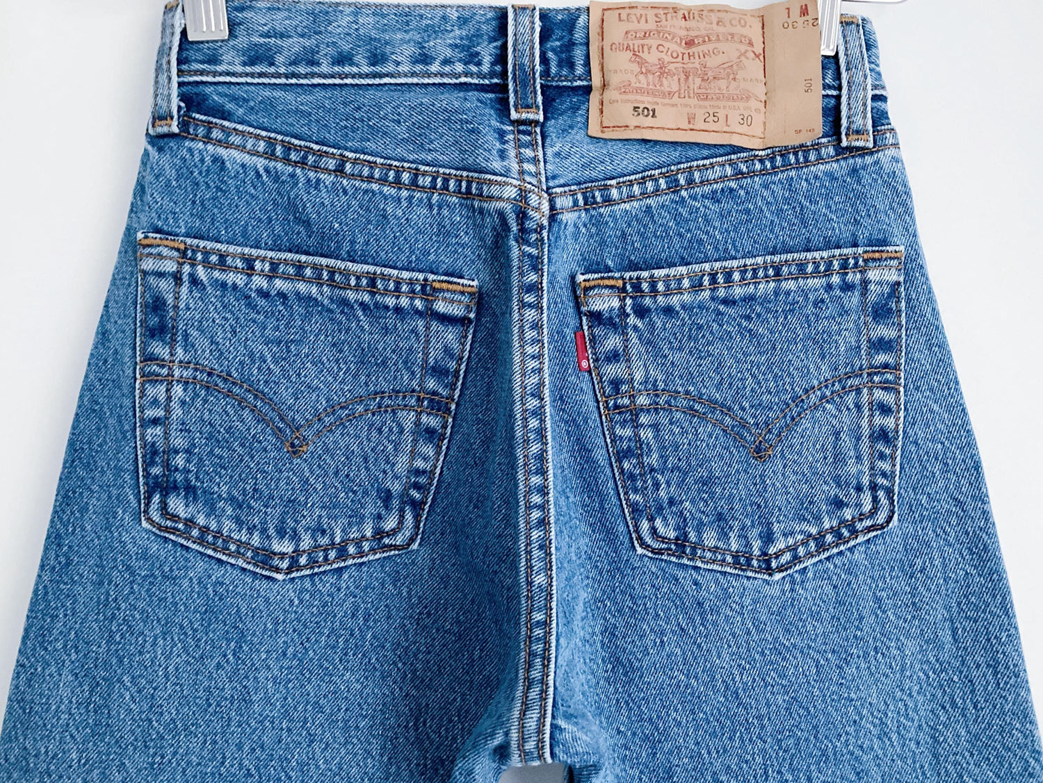 Jean Levi’s 501 W25 L30