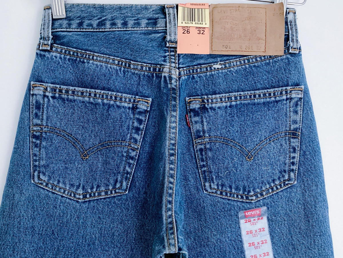 Jean Levi's 501 W26 L32