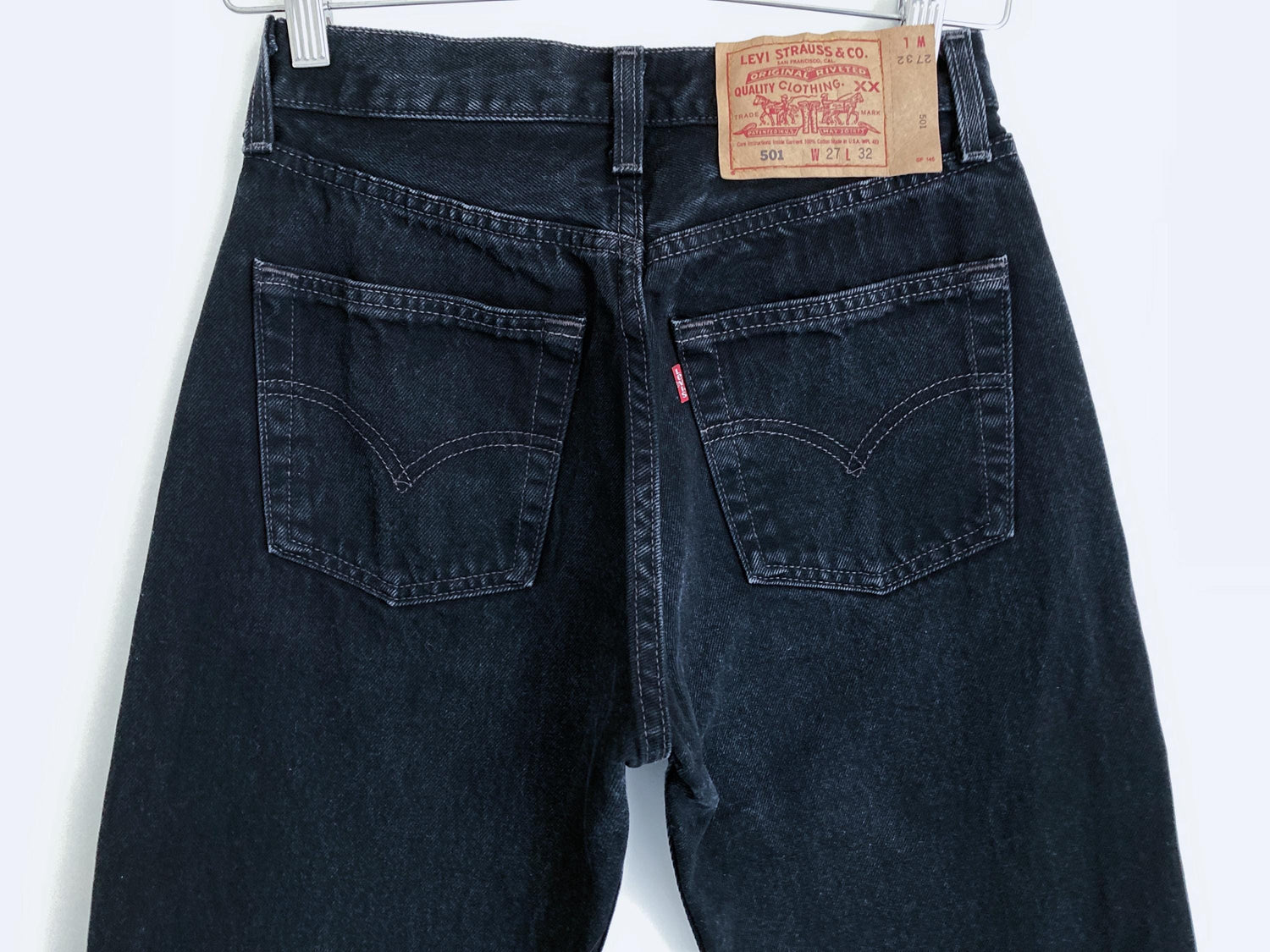 Jean Levi's 501 W27 L32