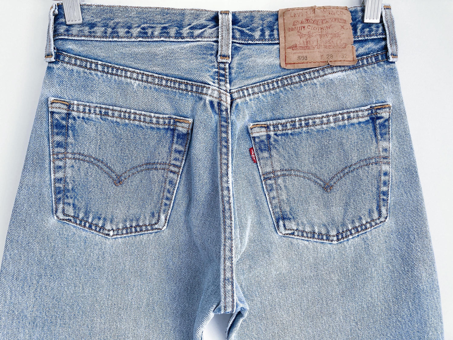 Jean Levi's 501 W28 L32