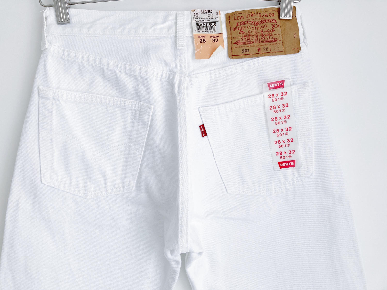 Jean Levi's 501 W28 L32