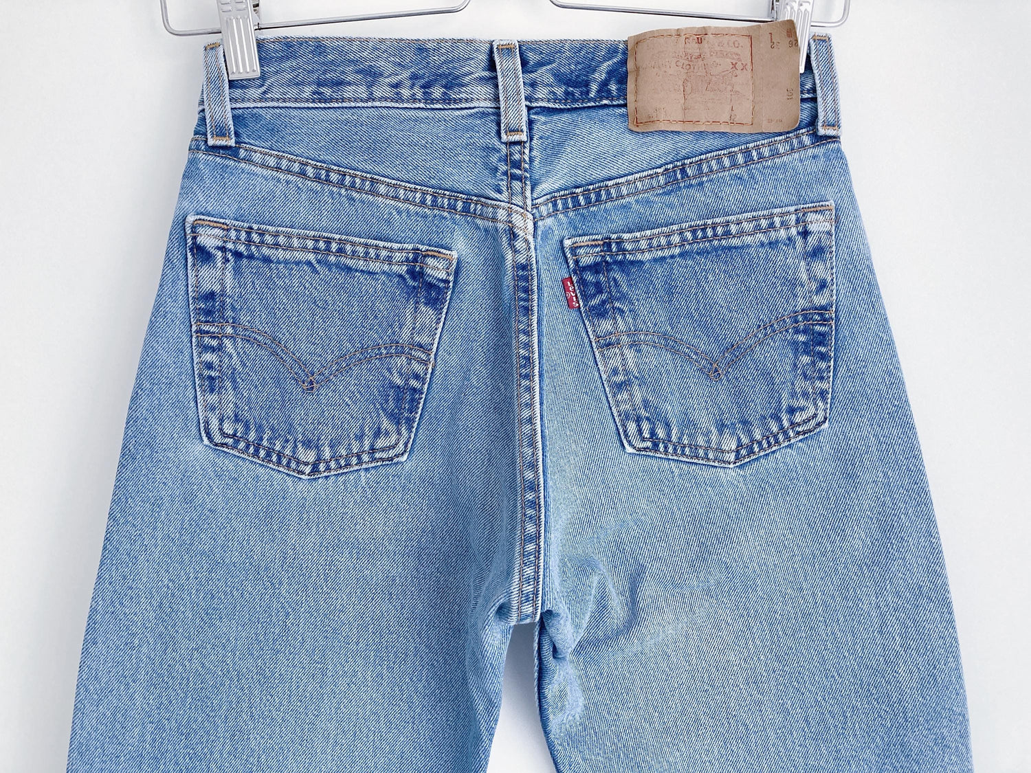 Jean Levi's 501 W26 L32