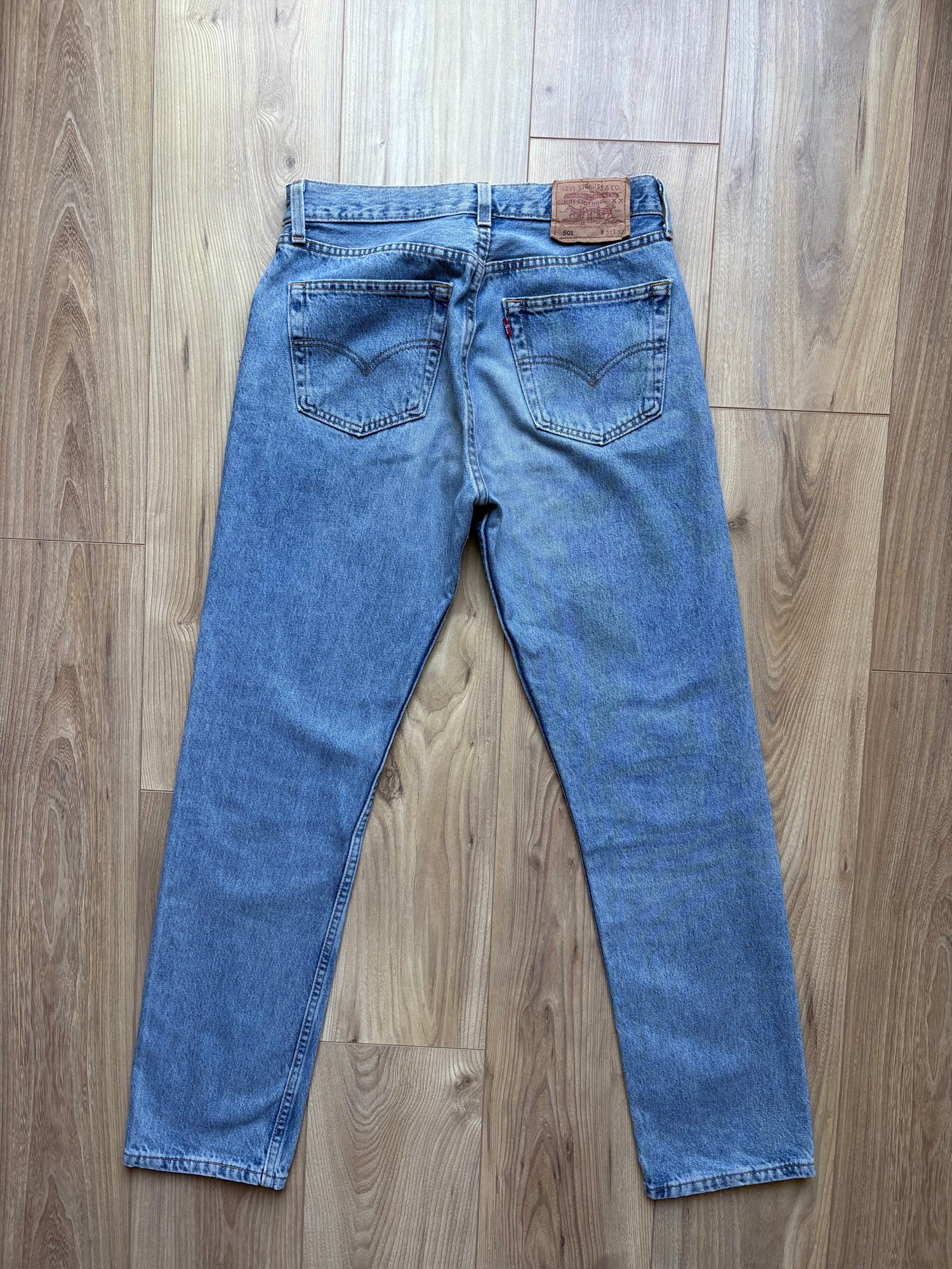 Jean Levi's 501 W31 L32