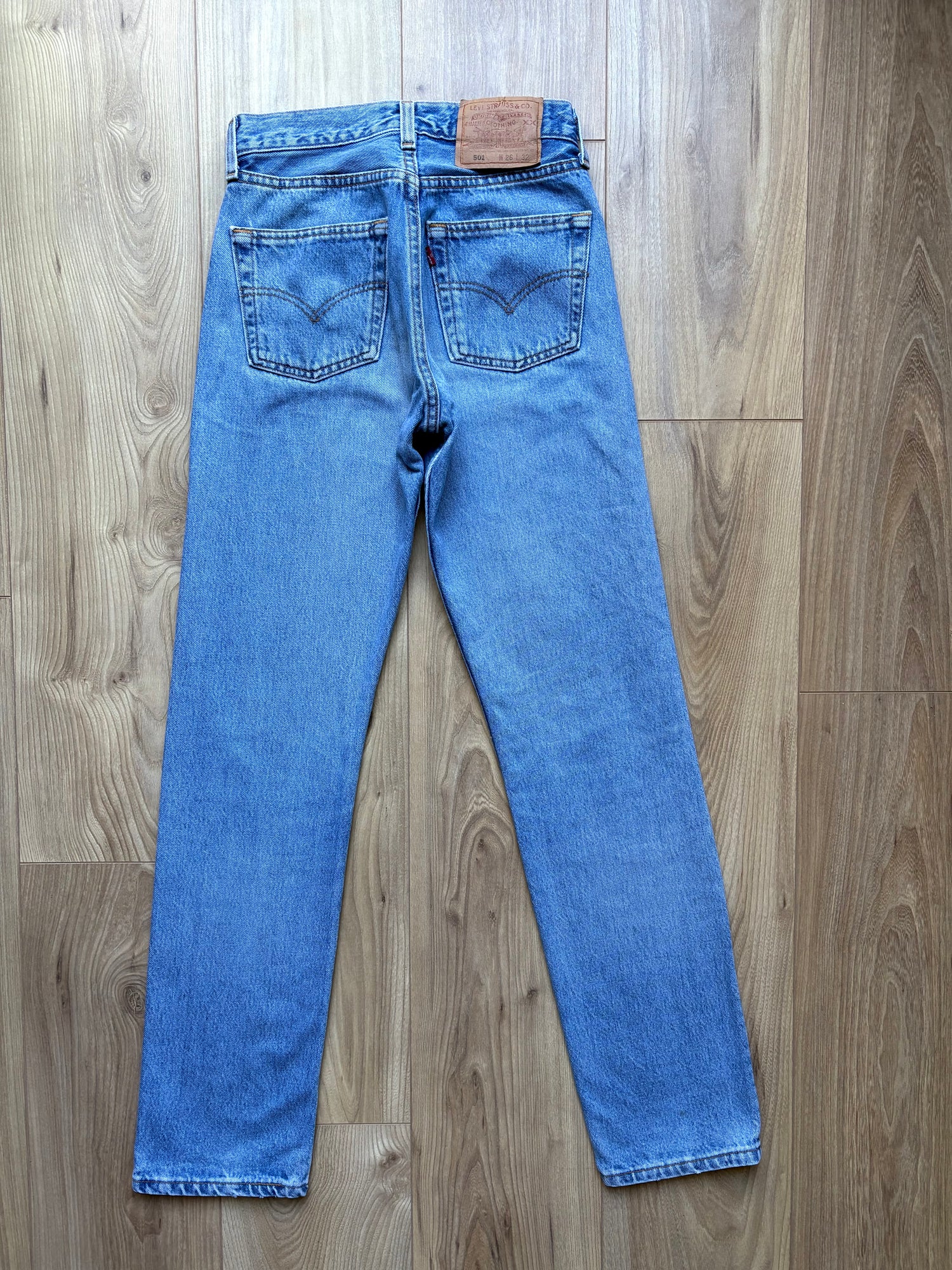 Jean Levi's 501 W26 L32