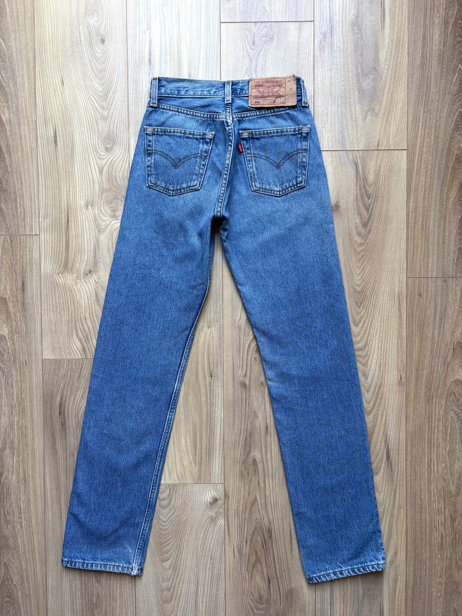 Jean Levi's 501 W25 L32