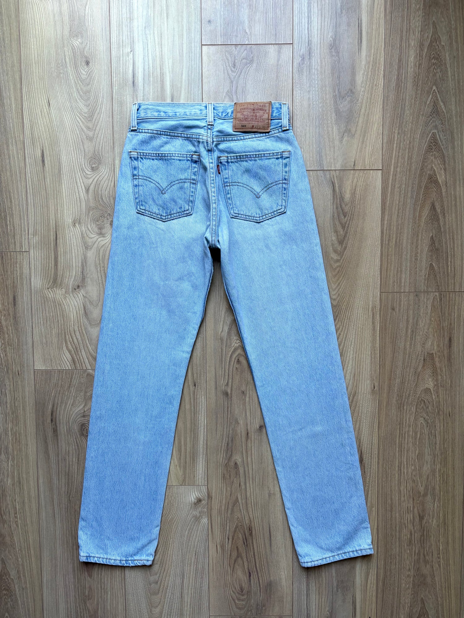 Jean Levi's 501 W27 L30