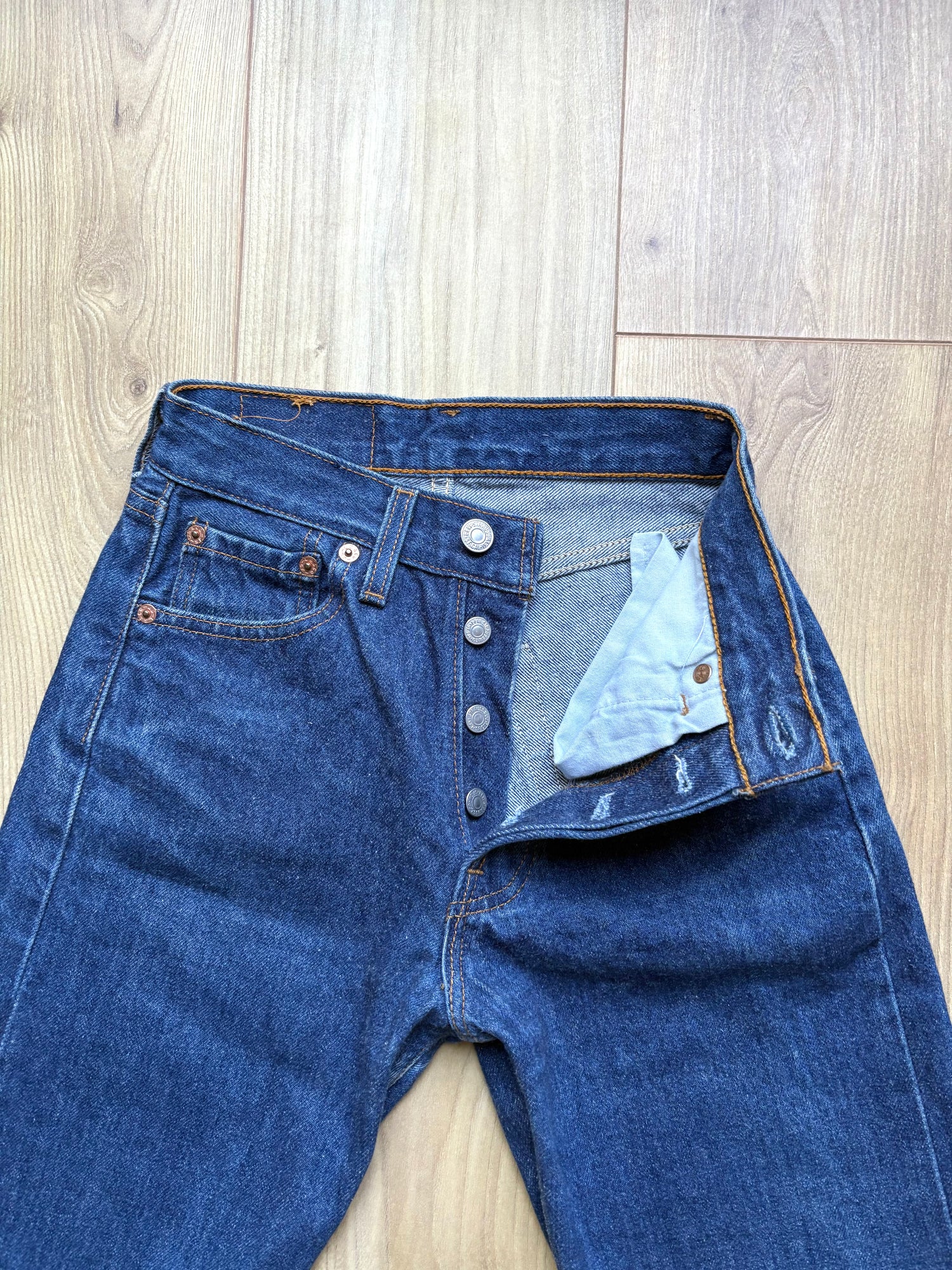 Jean Levi's 501 W24 L30