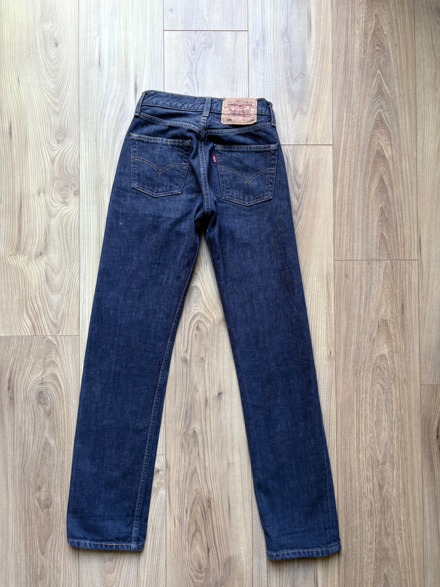 Jean Levi's 501 W25 L32