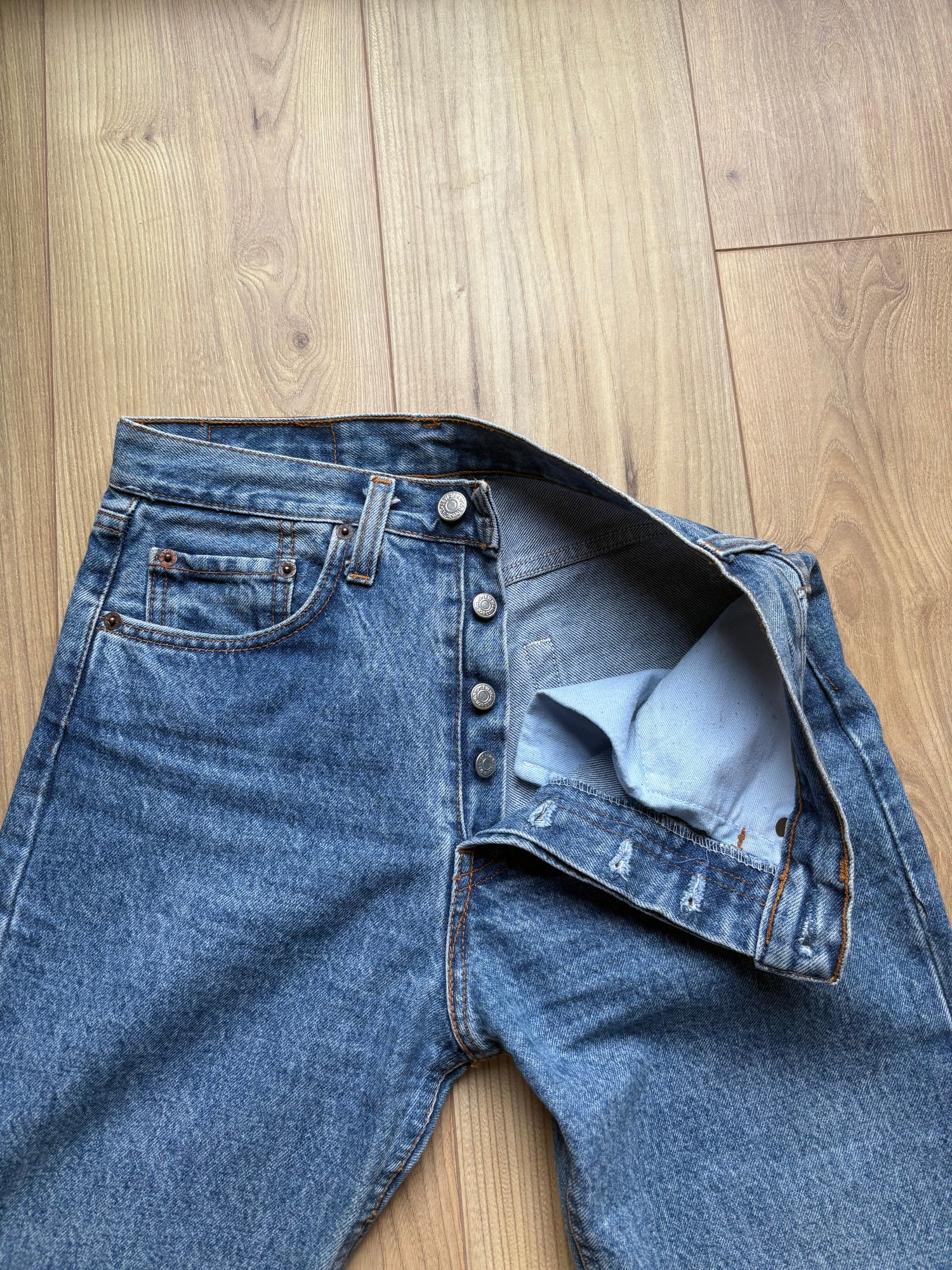 Jean Levi's 501 W29 L32