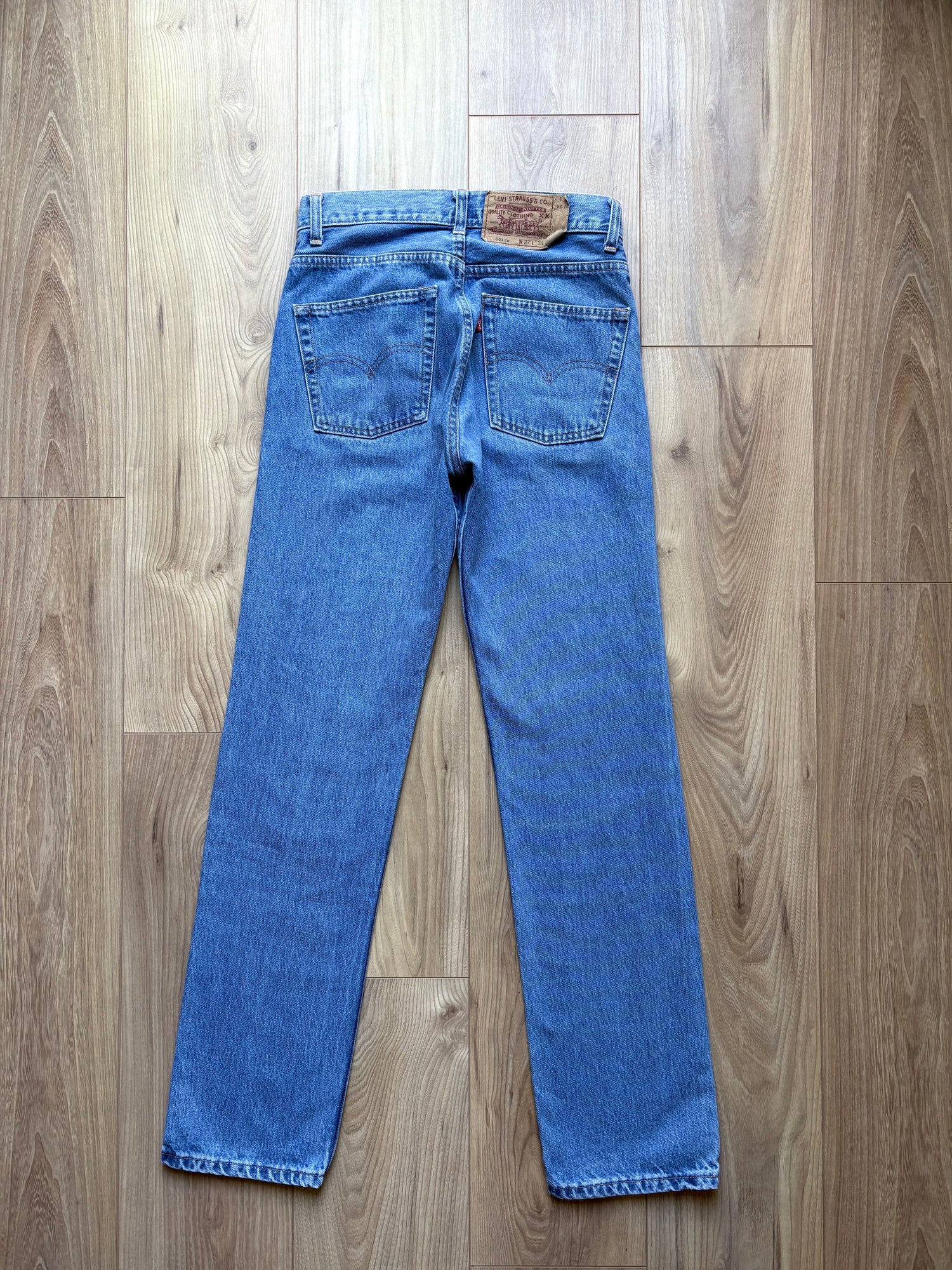 Jean Levi's 501 W27 L34