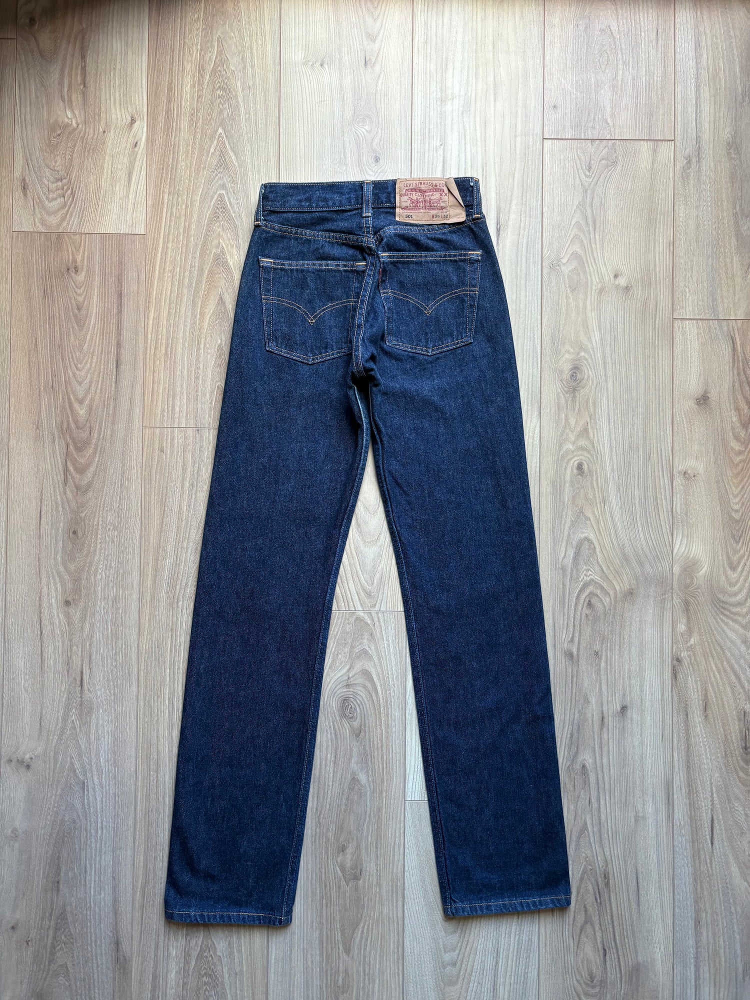 Jean Levi's 501 W26 L32