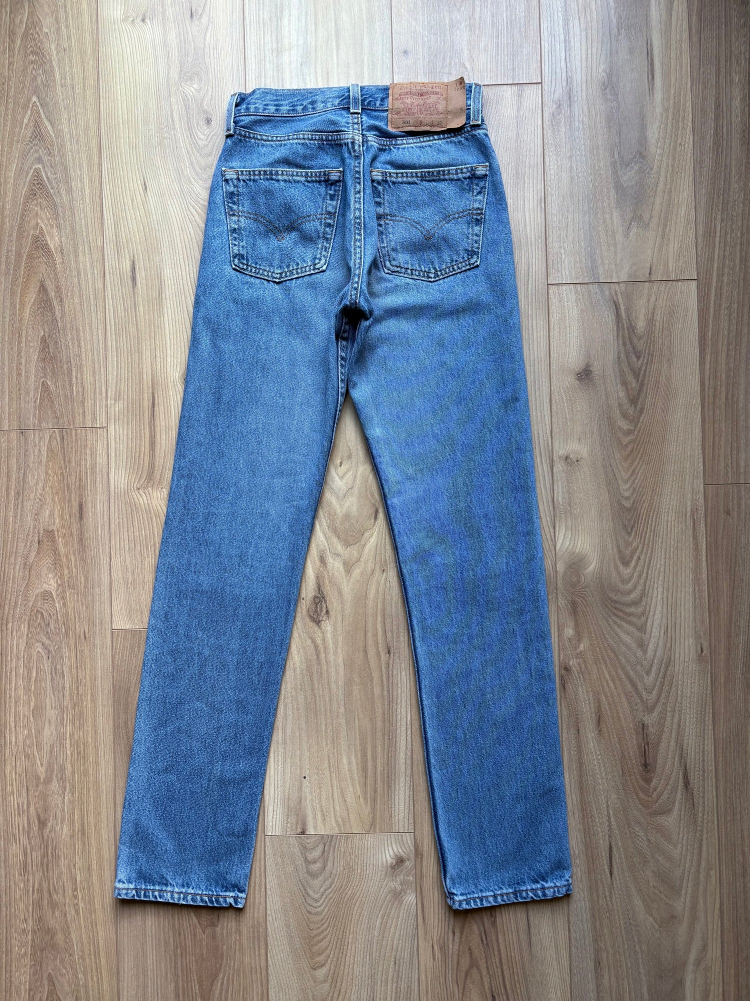 Jean Levi's 501 W26 L32