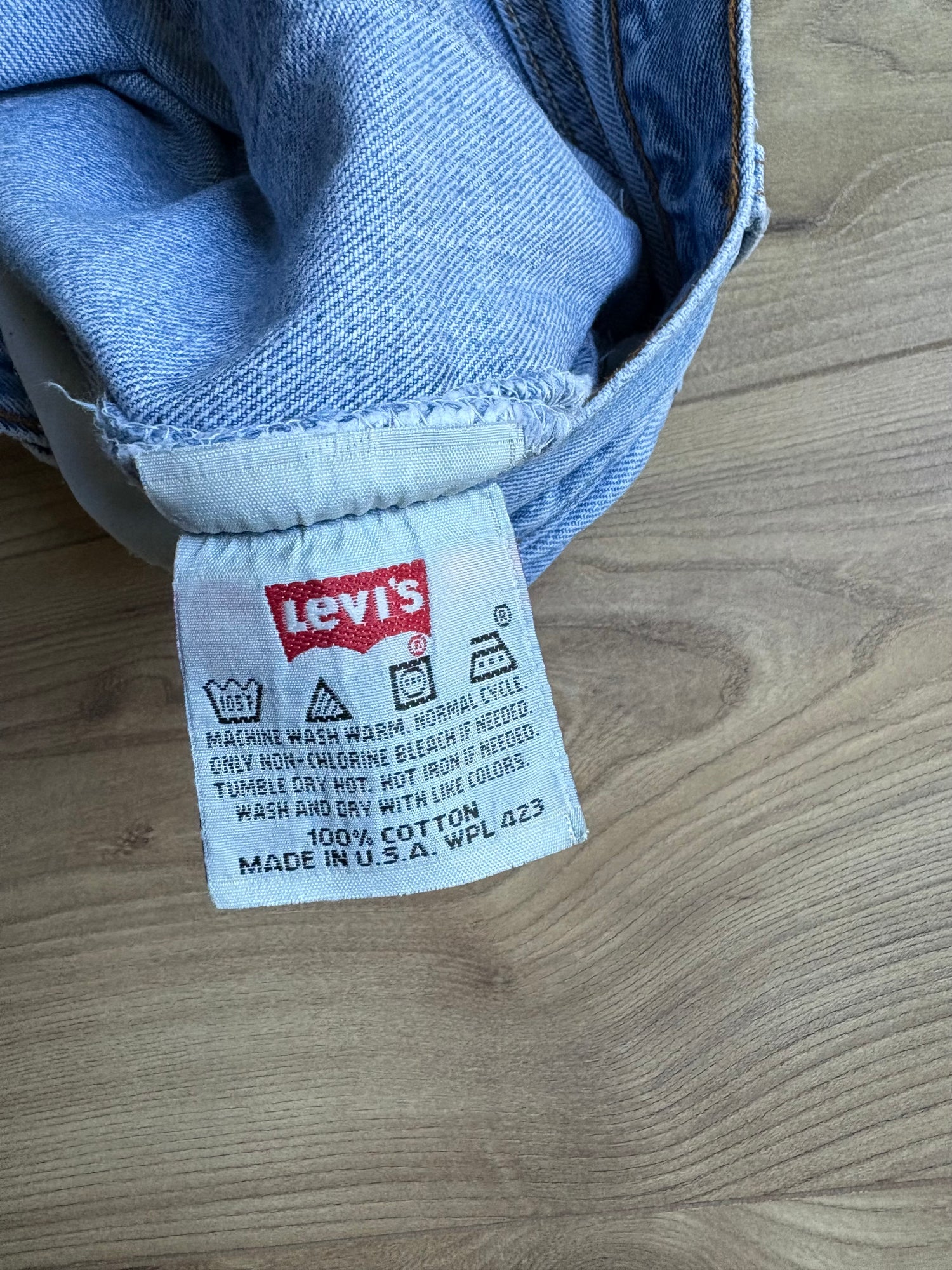 Jean Levi's 501 W28 L34