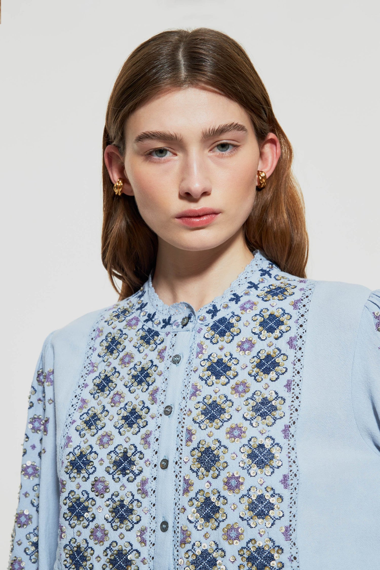 Robe courte Joana brodée de sequins
