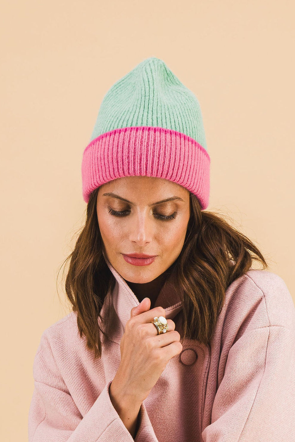 Bonnet Helias Green & pink