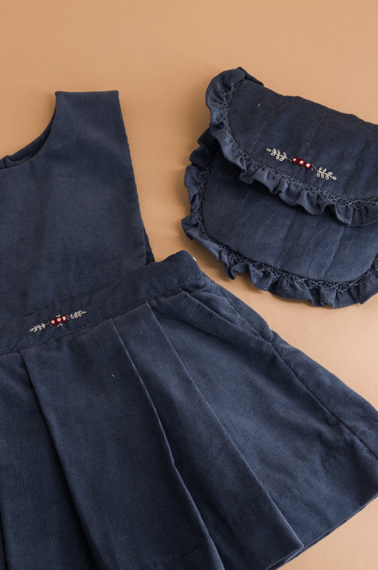 Maïté, jupe en velours côtelé jean