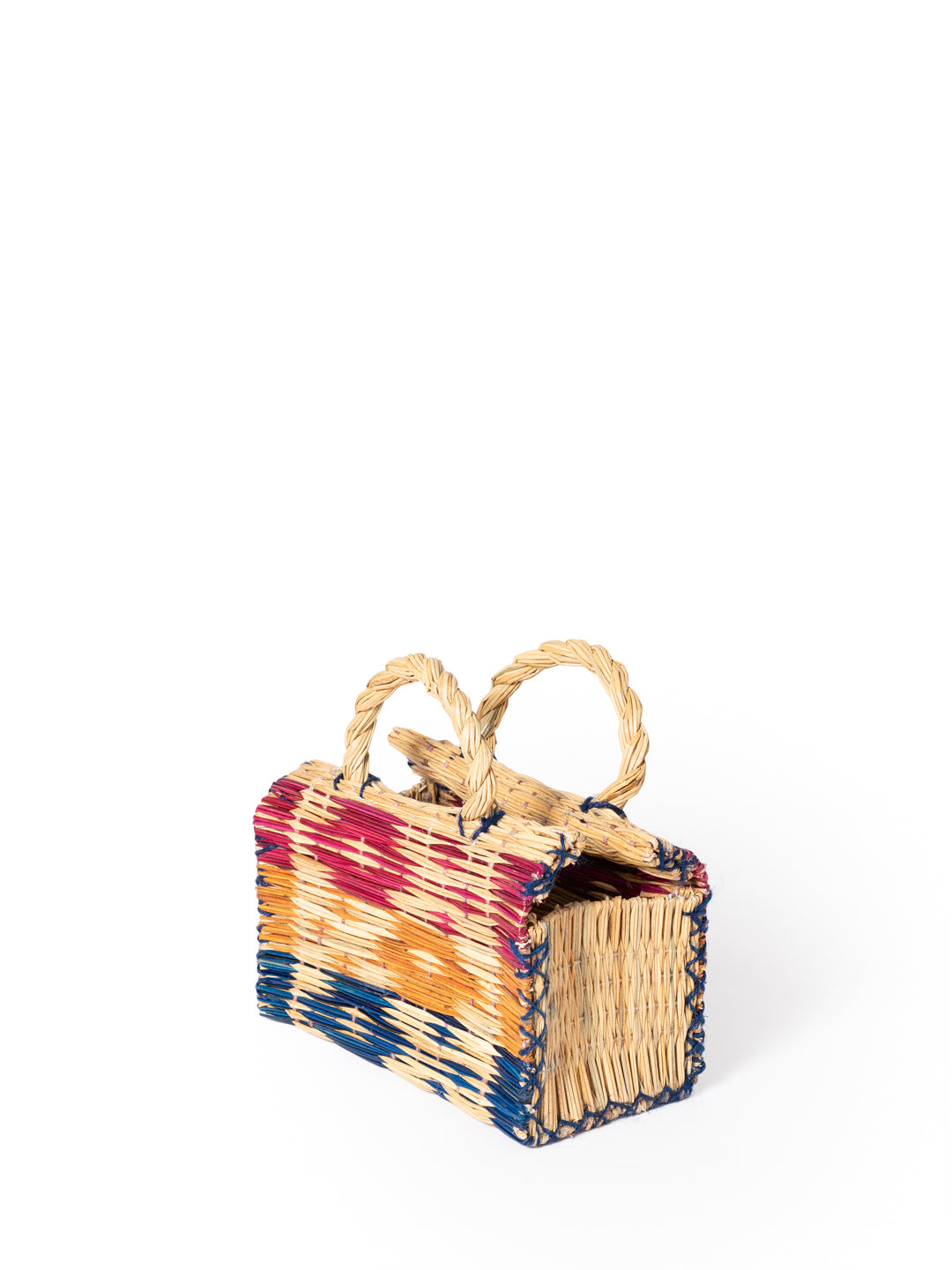 STRAW BASKET, STRAW REED BASKET, BEACH BAG, SUMMER BASKET, HANDMADE, ADE IN PORTUGAL, PORTUGUESE BASKET, HANDCRAFTED, CESTO DI PAGLIA, CESTA DA SPIAGGIA, BORSA DA SPIAGGIA, CESTO PORTOGHESE, FATTO A MANO, CESTA TRADIZIONALE, MODA TRADIZIONALE, MODA ETICA, 