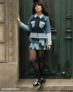 Nawal porte les mocassins à talons PABLO avec un ensemble denim upcyclé