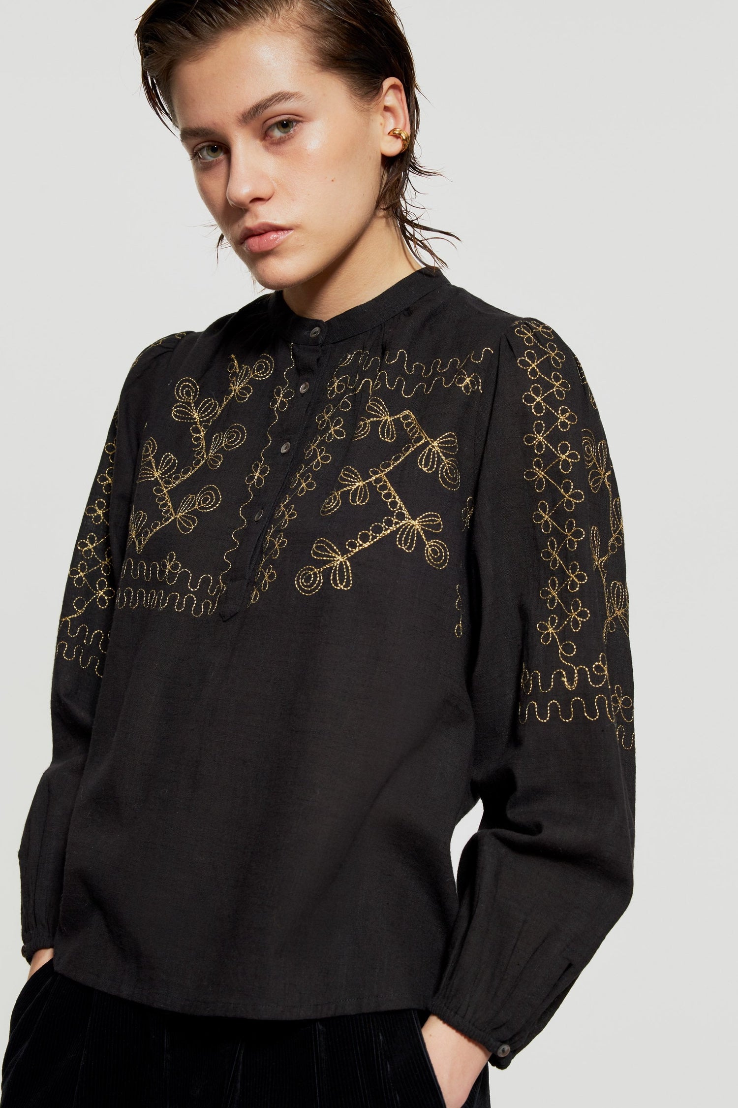 Blouse brodée Oriane