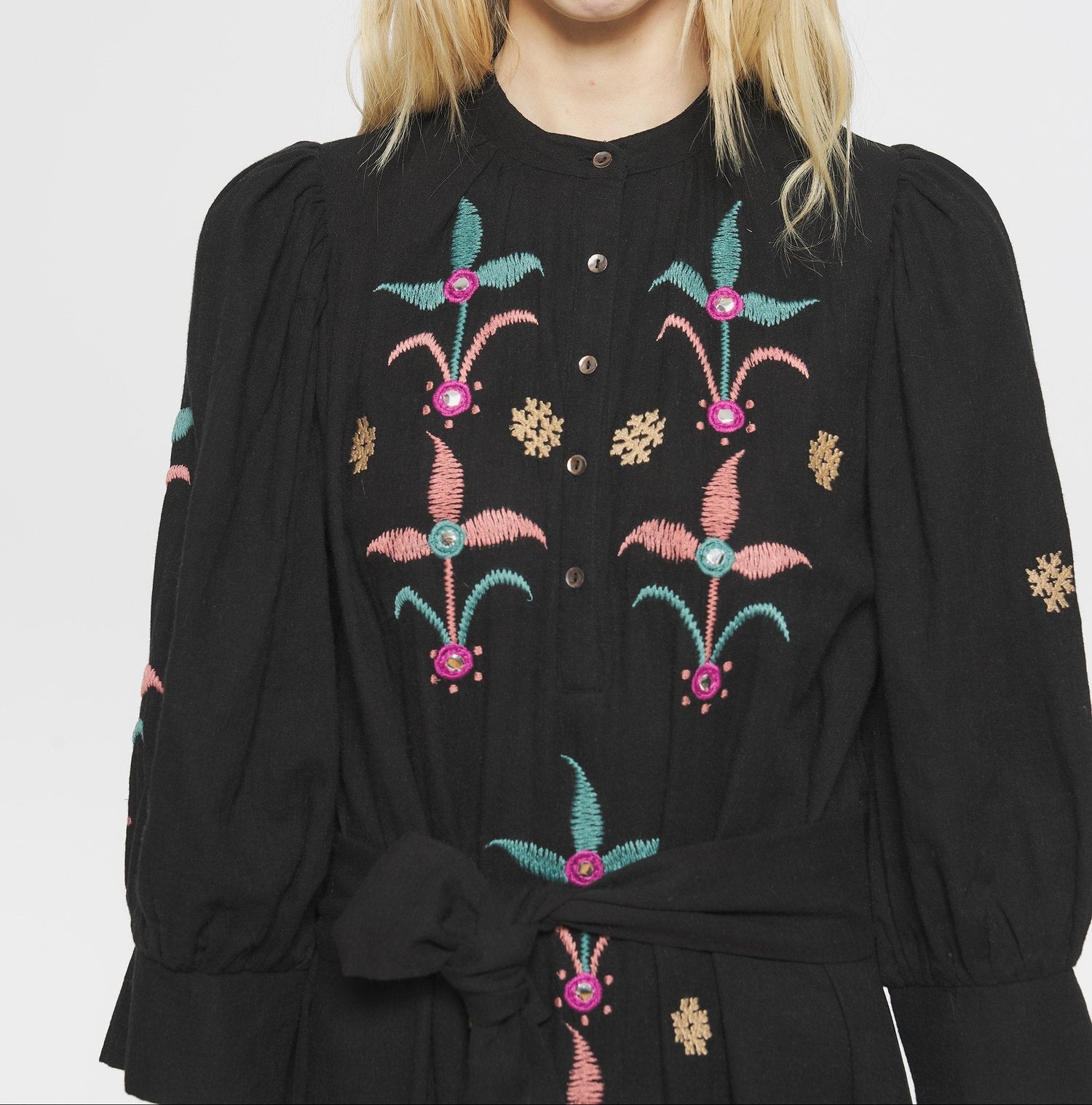 Robe longue brodée Rafi