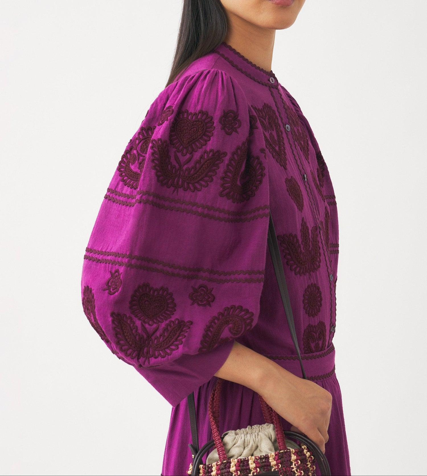 Chemisier à broderies d'inspiration hongroise Rony