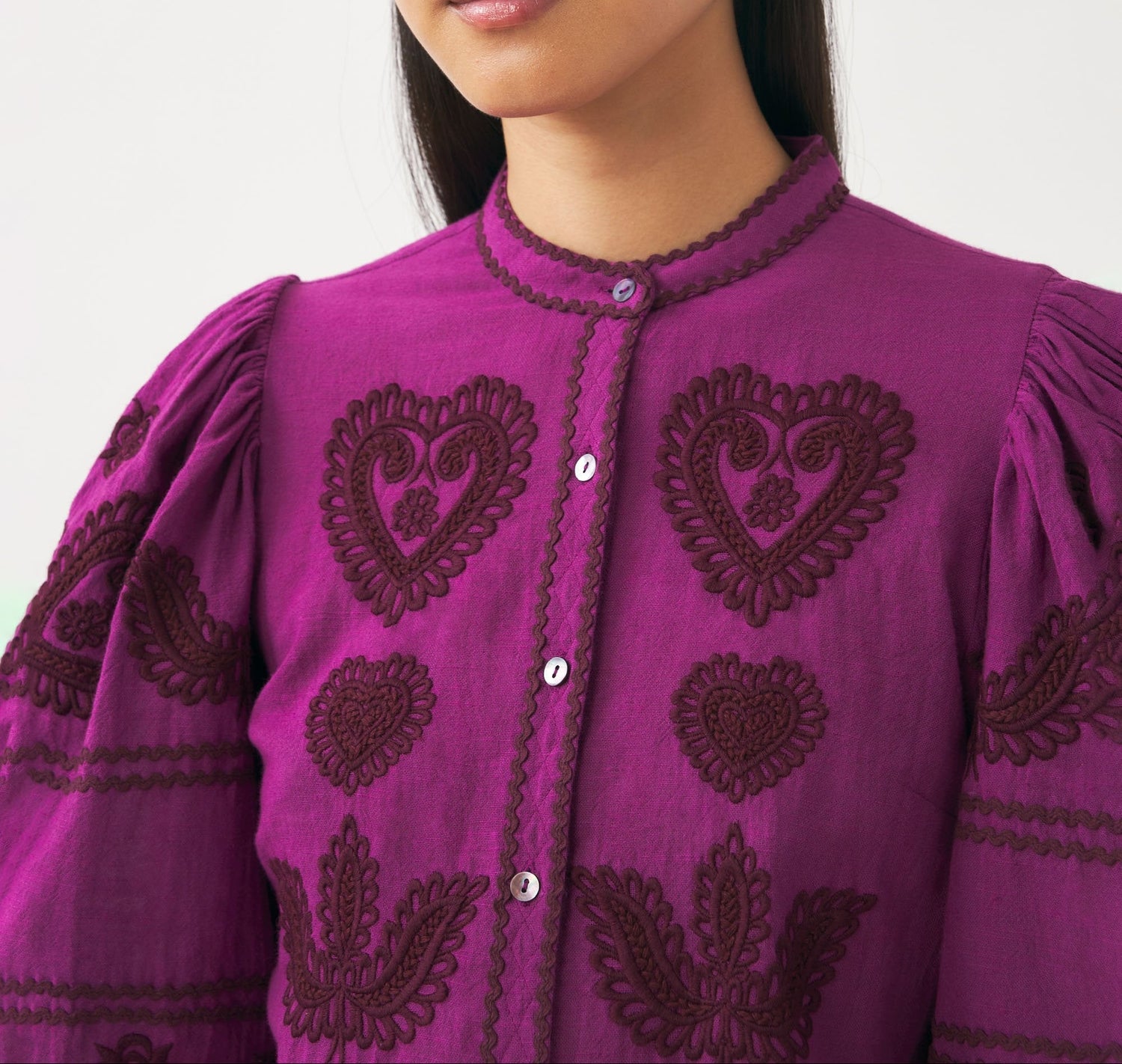 Chemisier à broderies d'inspiration hongroise Rony